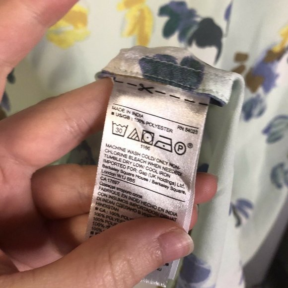 Banana Republic Floral Button Down Shirt - Multicolor - Picture 10 of 10